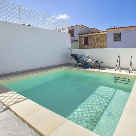 Victoria By Interhome * Budoni